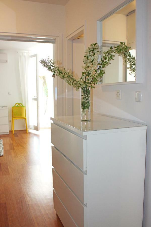 Apartment The Place Novigrad  Exterior photo
